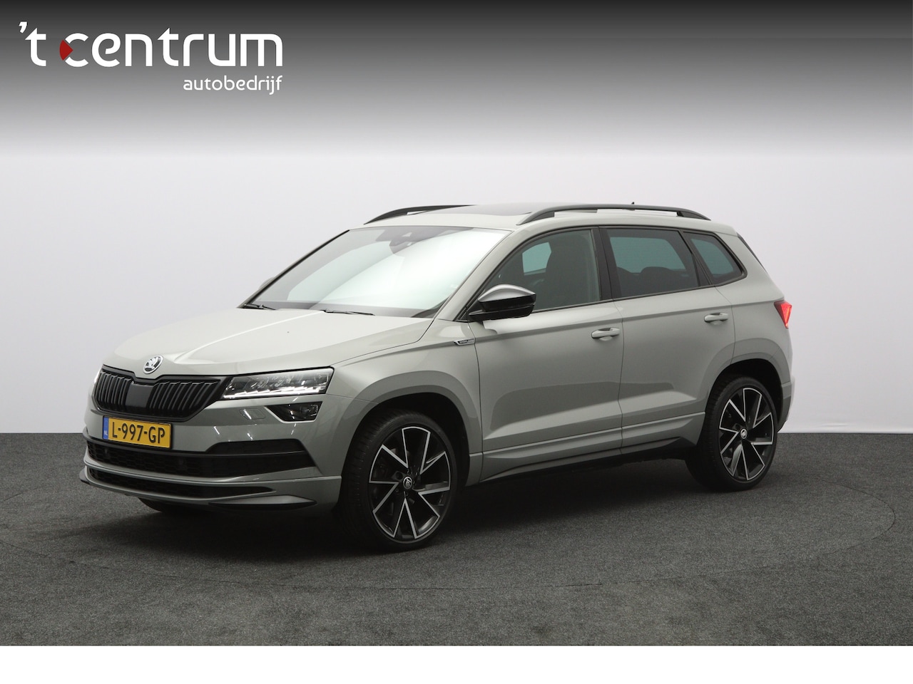 Skoda Karoq - 1.5 TSI 150 PK ACT Sportline Automaat, Panoramadak, Canton Sound, Adap. Cruise Control, St - AutoWereld.nl