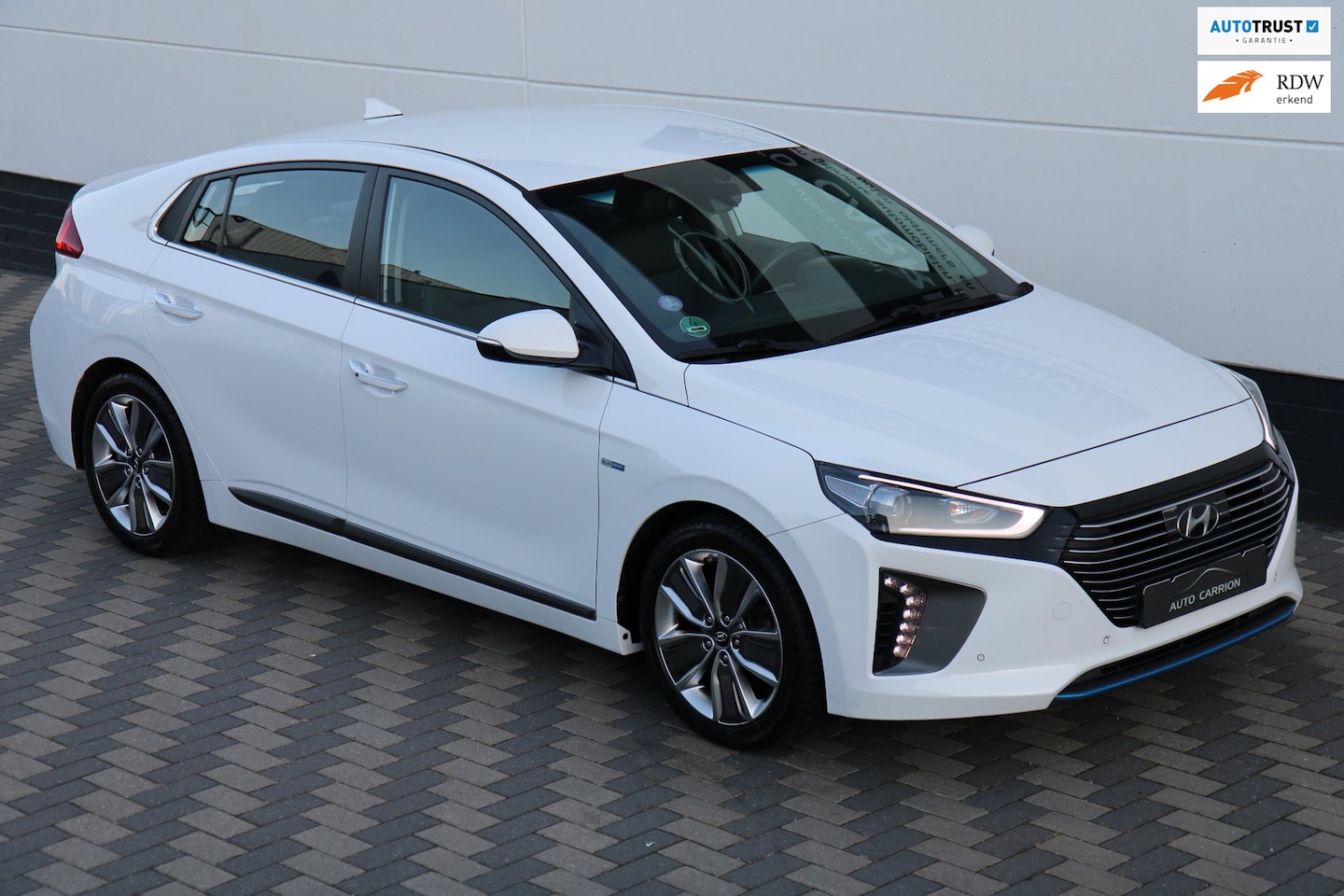 Hyundai IONIQ - 1.6 GDi HEV Carplay Camera Trekhaak Leder !! - AutoWereld.nl
