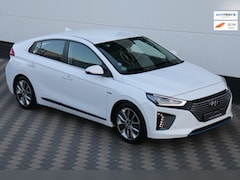 Hyundai IONIQ - 1.6 GDi HEV Carplay Camera Trekhaak Leder