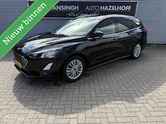 Ford Focus Wagon - 1.0 EcoBoost Titanium X Business | Bomvol | Camera | Stoel/Stuurverwarming | PDC V+A | Key