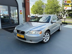 Volvo S60 - 2.4 Drivers Edition LEDER NAVI LMV