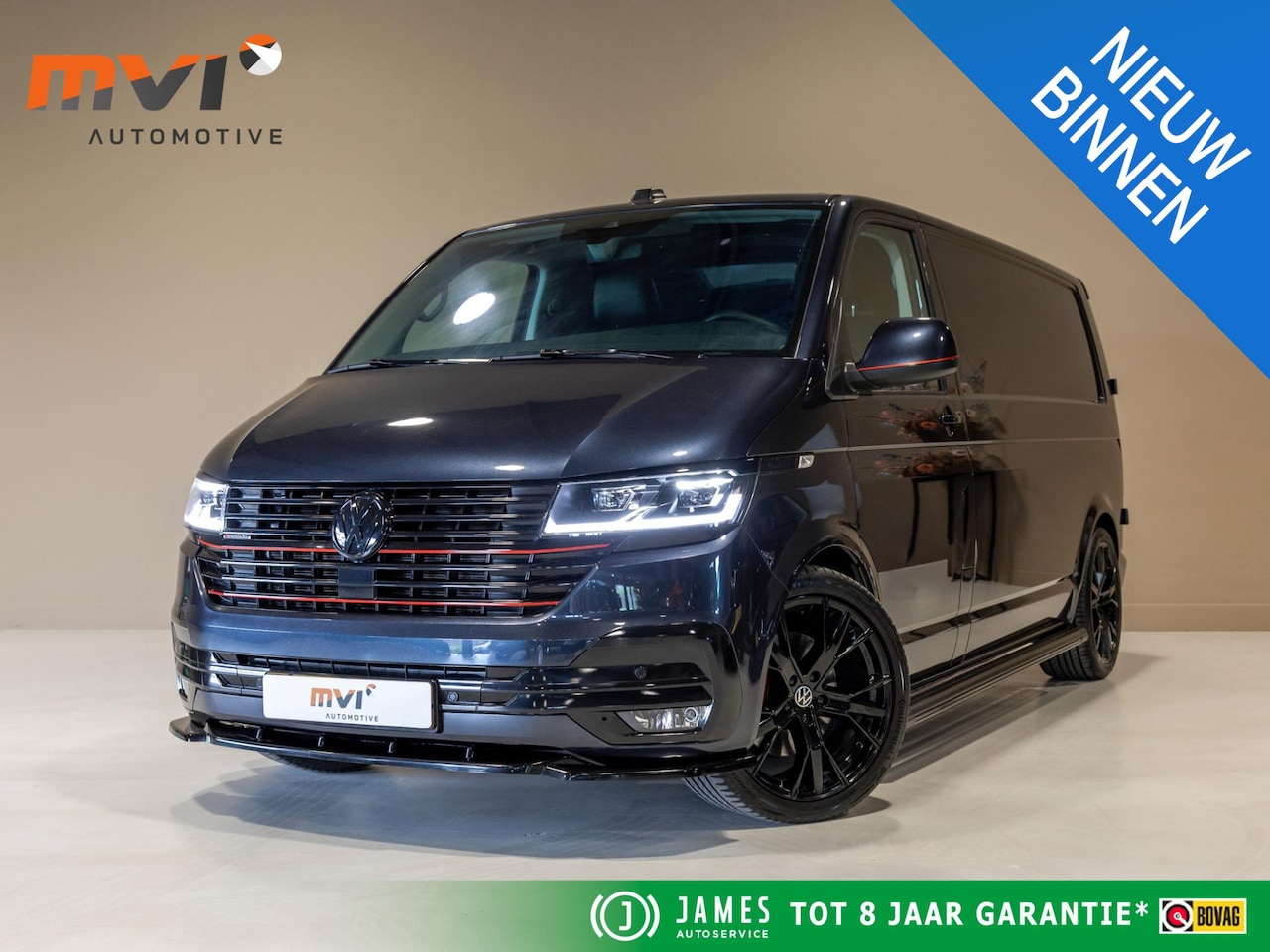 Volkswagen Transporter - 2.0 TDI L2H1 30 Bulli 75 Edition / 204pk / Achteruitrij camera / Stoelverwarming / Leder / - AutoWereld.nl