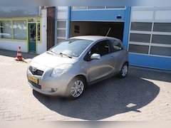 Toyota Yaris - 1.3 VVTi Sol