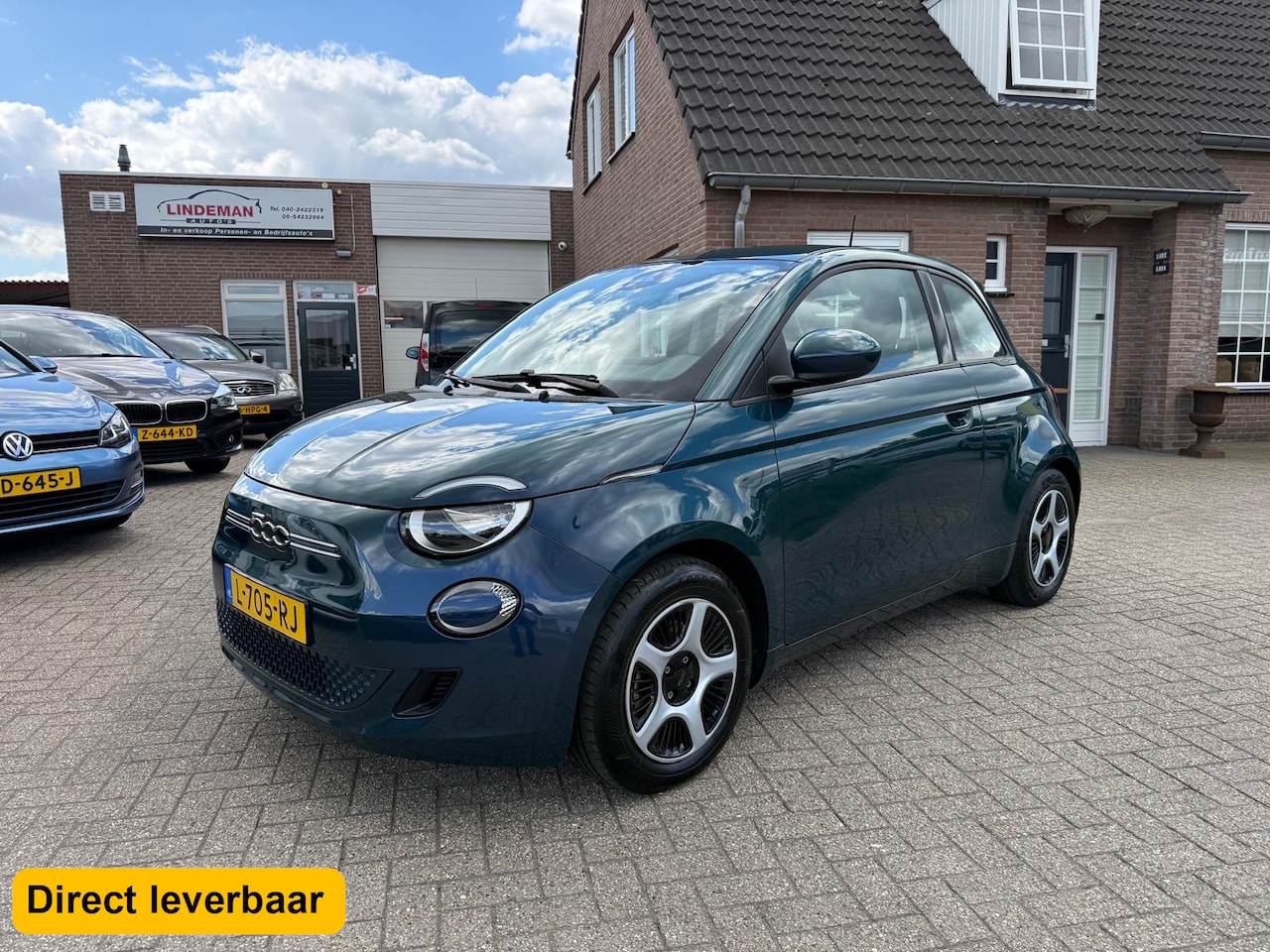 Fiat 500 - 3+1 Passion 42 kWh Navigatie LED Soh 91,3% Org. Nederlands - AutoWereld.nl