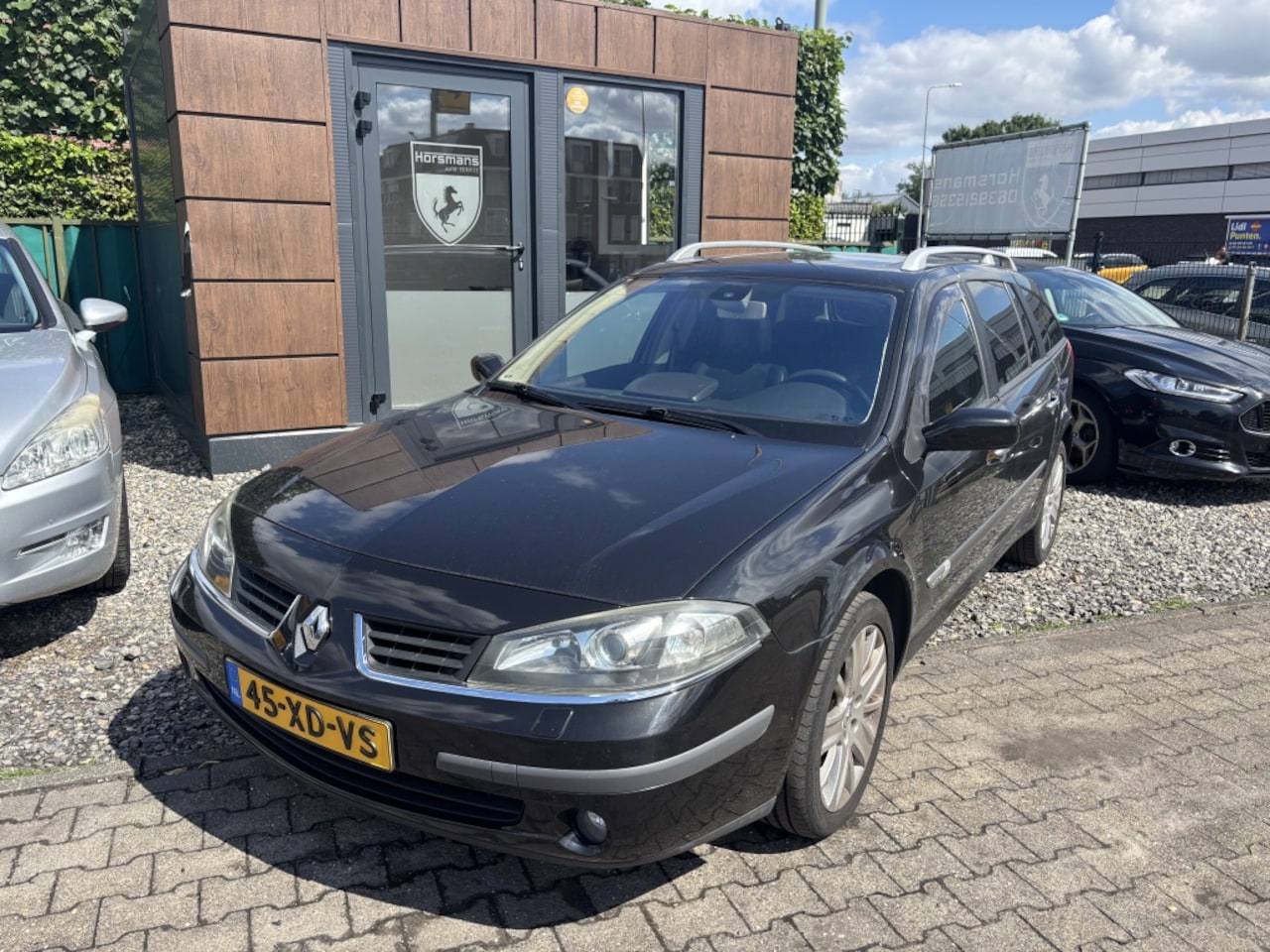 Renault Laguna Grand Tour - 2.0-16V Tech Line 2.0-16V Tech Line - AutoWereld.nl