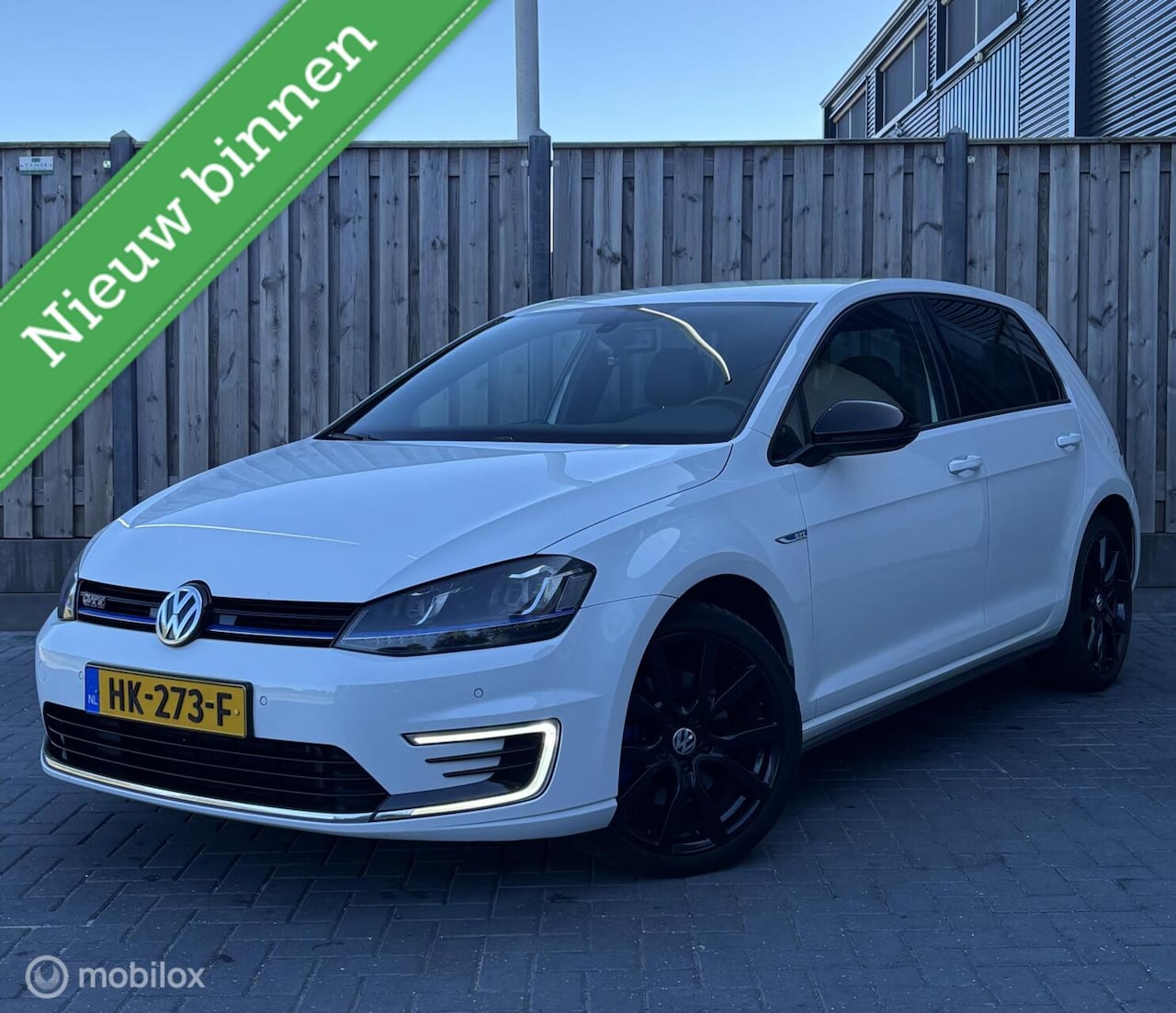 Volkswagen Golf - 1.4 TSI GTE/AUTOMAAT/LEDER/PDC/CAMERA/DSG/ - AutoWereld.nl