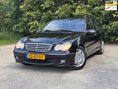 Mercedes-Benz C-klasse Combi - 180 K. Elegance | Cruise control + Navi Nu € 2.975,