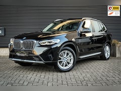 BMW X3 - XDrive30e Business Edition Plus | Clima | Cruise | Metalic | 360 camera | Leder | Mooi |