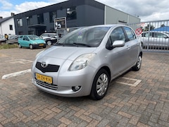 Toyota Yaris - 1.3 VVTi Sol Nwe Apk - Vol Ondh