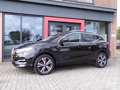 Nissan Qashqai - 1.3 DIG-T N-Connecta Pano Trekhaak Carplay Camera NAP