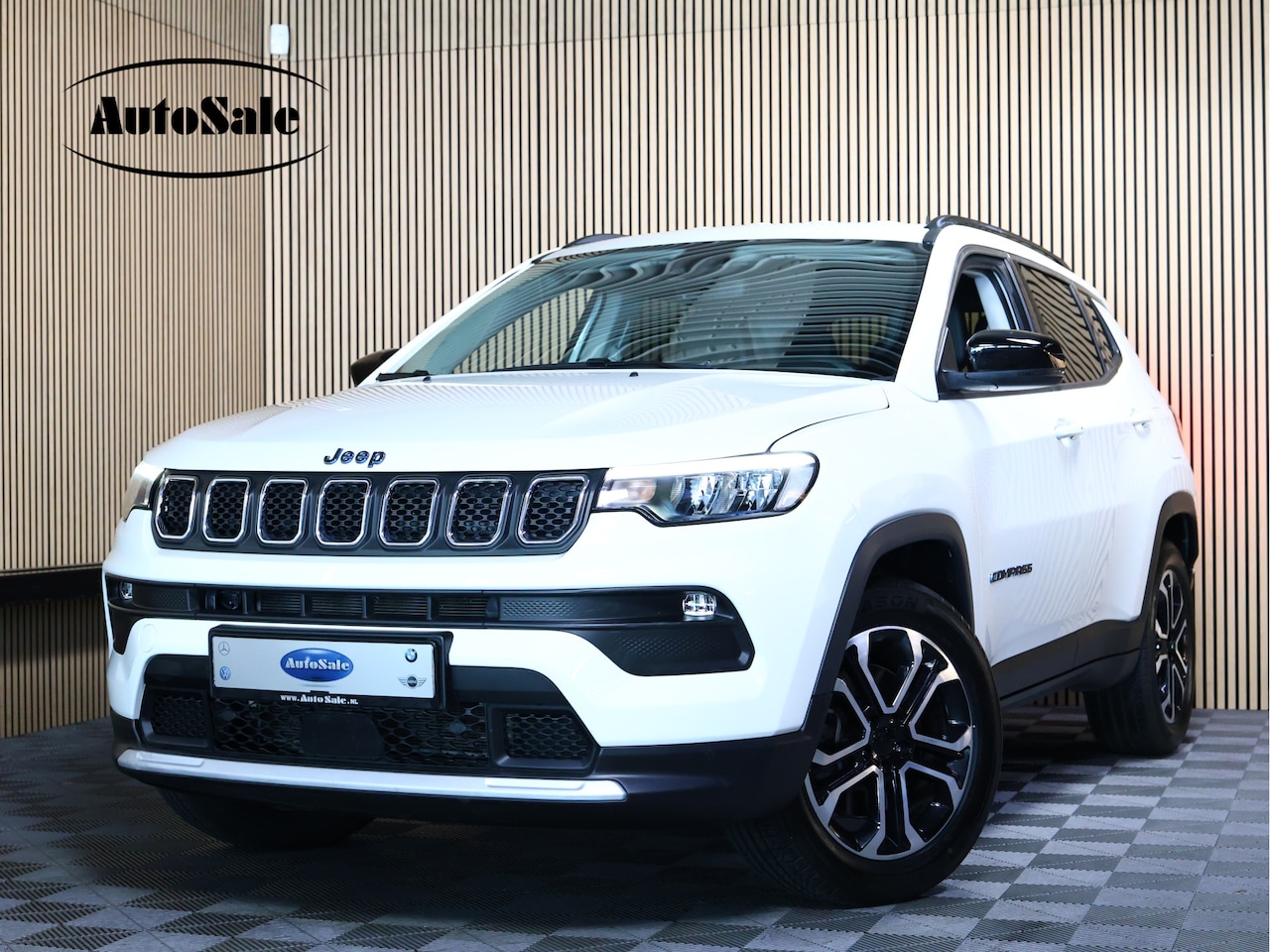 Jeep Compass - 4xe 240 Plug-in Hybrid Electric Limited CARPLAY CLIMA VIRTUAL CAMERA ACC KEYLESS "22 - AutoWereld.nl