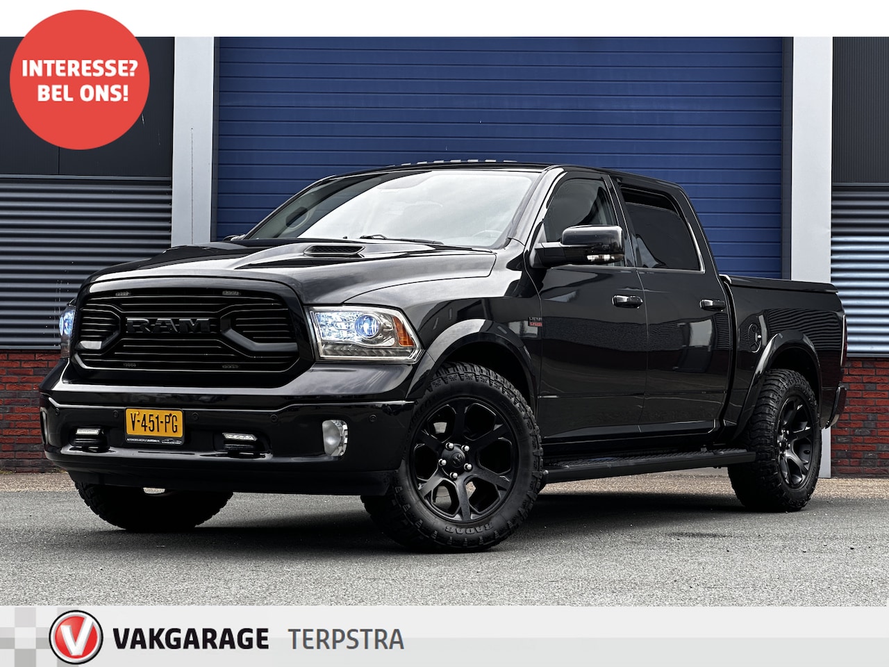 Dodge Ram 1500 - 5.7 V8 4x4 Crew Cab 5'7 Laramie/ 3500KG Trekgewicht/ 402PK!/ Trekhaak/ Schuif-Kantel Dak/ - AutoWereld.nl