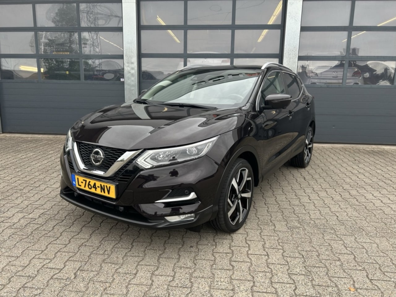 Nissan Qashqai - 1.3 DIG-T Premium Edition 1.3 DIG-T 140pk Premium Edition - AutoWereld.nl