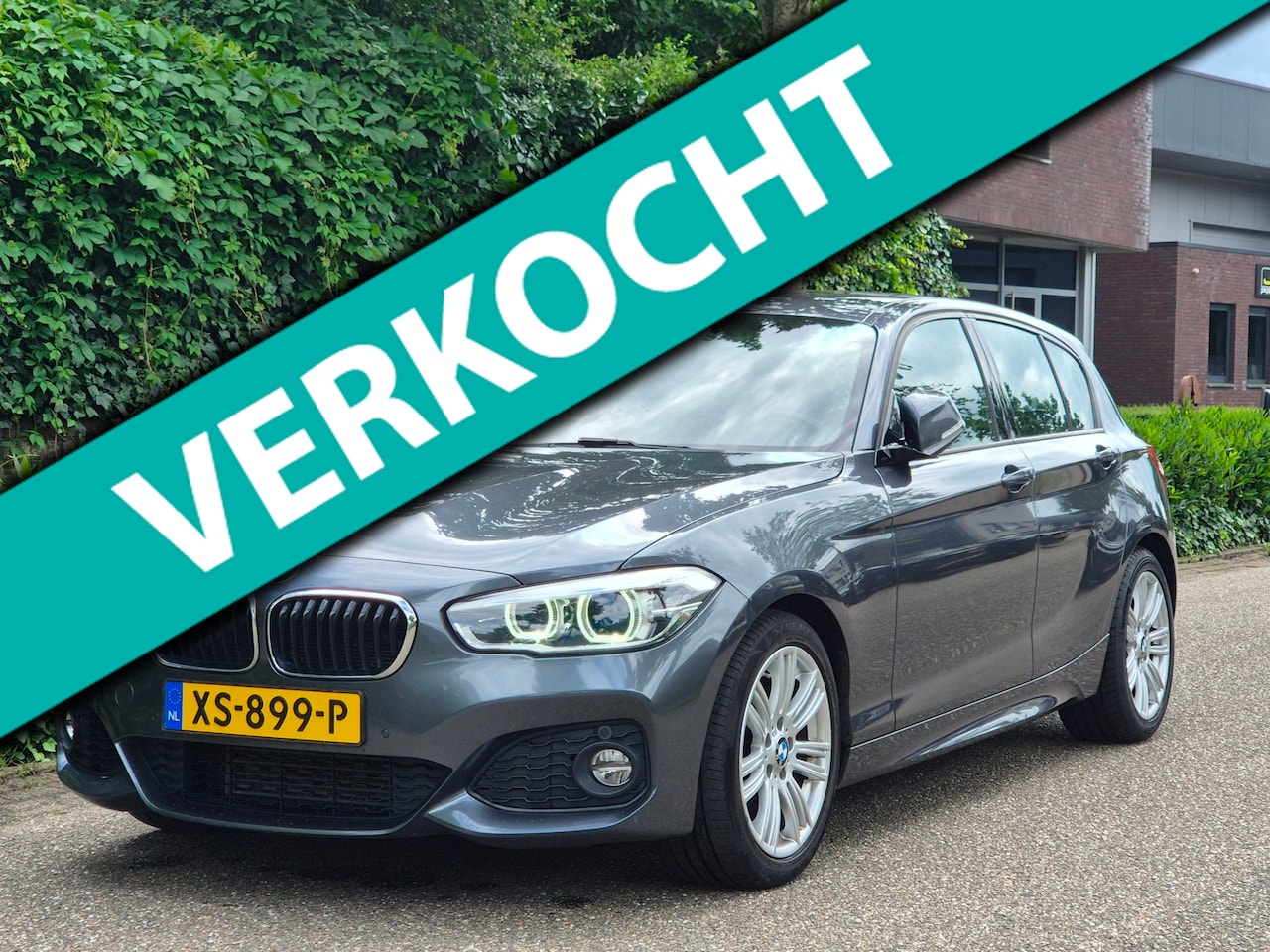 BMW 1-serie - M Sport Apple CarPlay 1/2 Alcantara Centennial High Executive - AutoWereld.nl