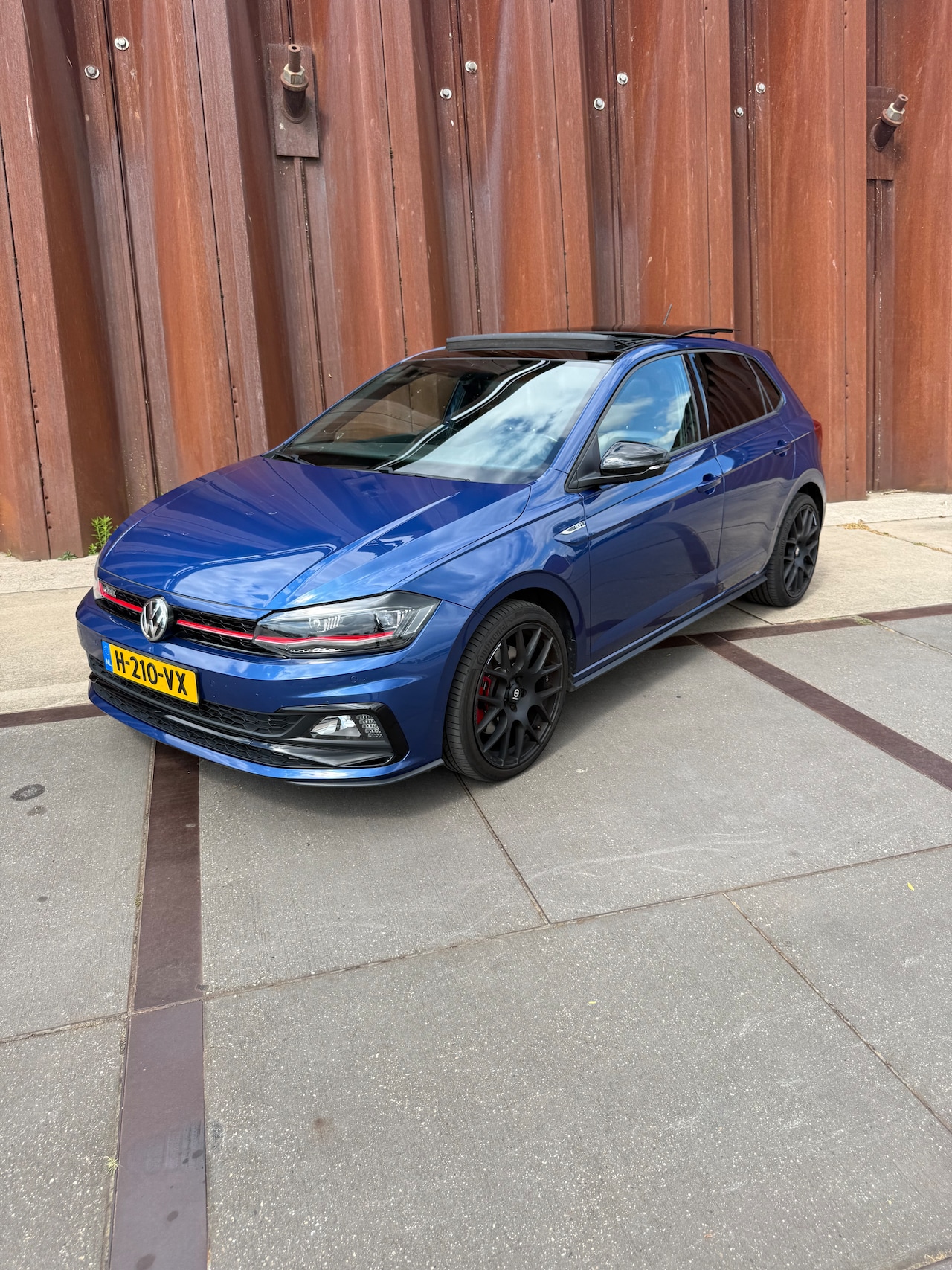 Volkswagen Polo - 2.0 TSI GTI - AutoWereld.nl