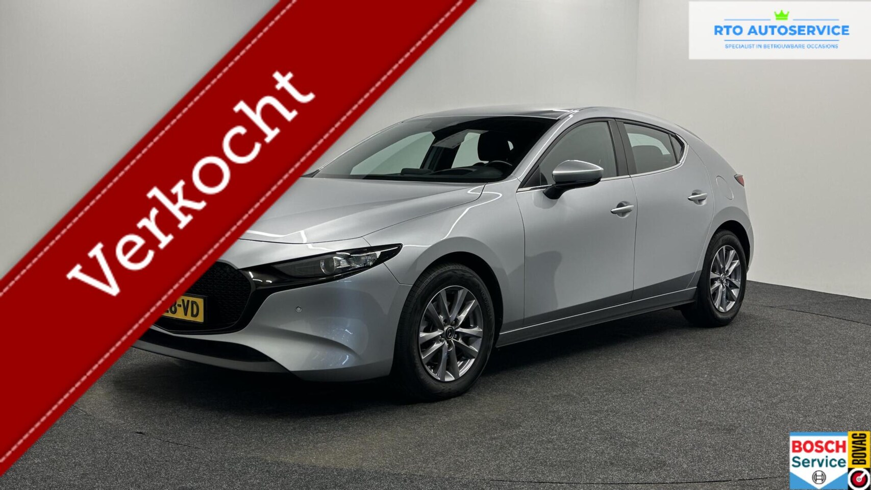 Mazda 3 - 2.0 e-SkyActiv-X M Hybrid 186 Comfort CAMERA TREKHAAK CARPLAY NAVI ECC CRUISE. - AutoWereld.nl
