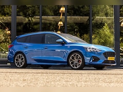 Ford Focus Wagon - 1.5 EcoBoost ST Line Business