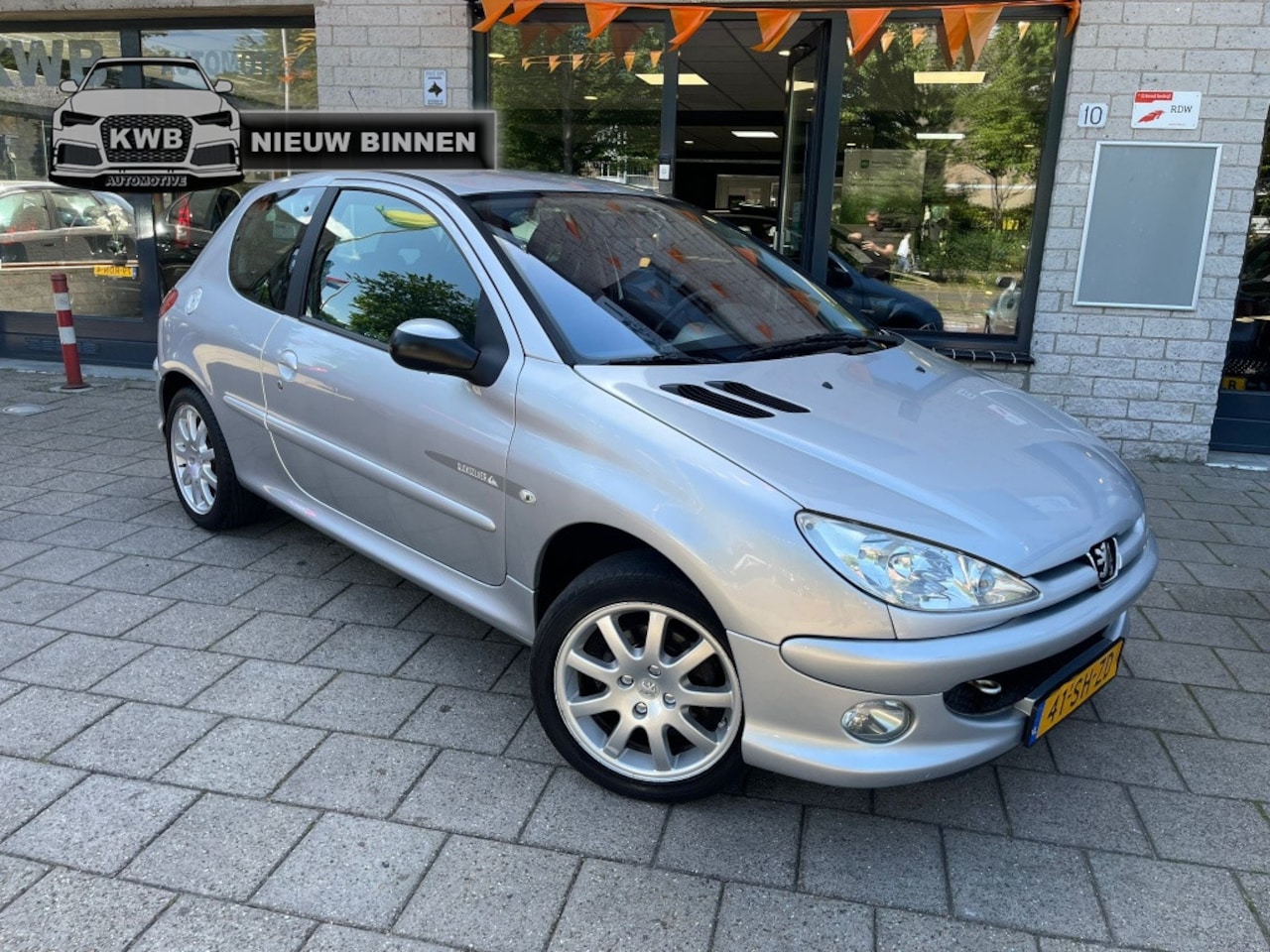 Peugeot 206 - 1.6-16V Quiksilver Airco Clima Onderhoud NAP - AutoWereld.nl