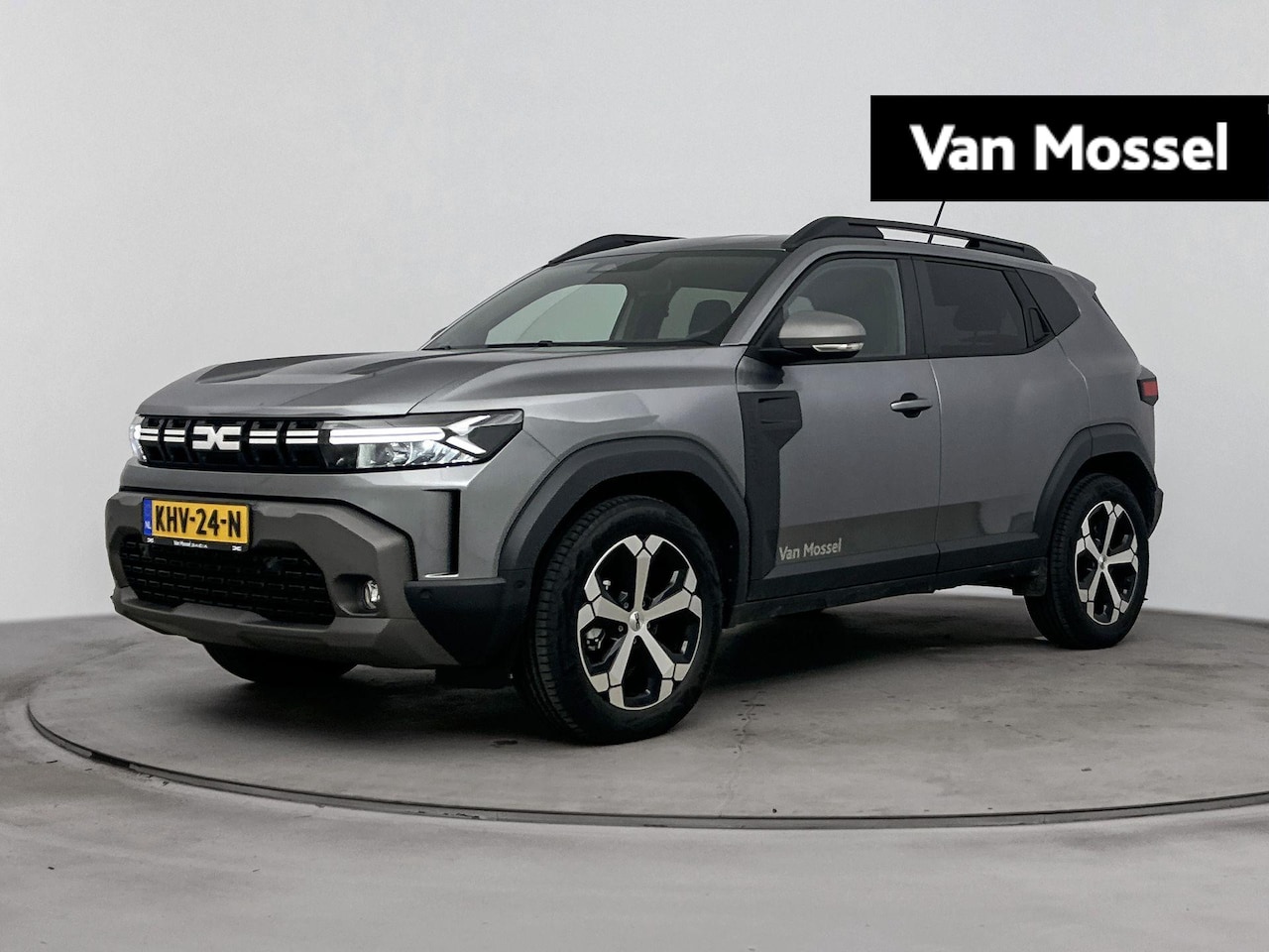 Dacia Duster - 1.6 Hybrid 140Pk Journey | Navigatie | Stoel & Stuurverwarming | Camera Rondom | Parkeerse - AutoWereld.nl
