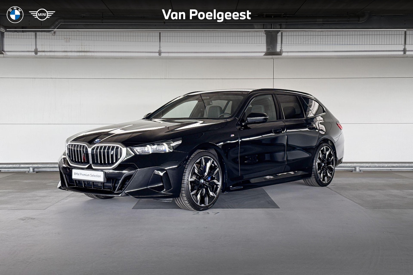 BMW i5 Touring - xDrive40 84 kWh xDrive40 84 kWh - AutoWereld.nl