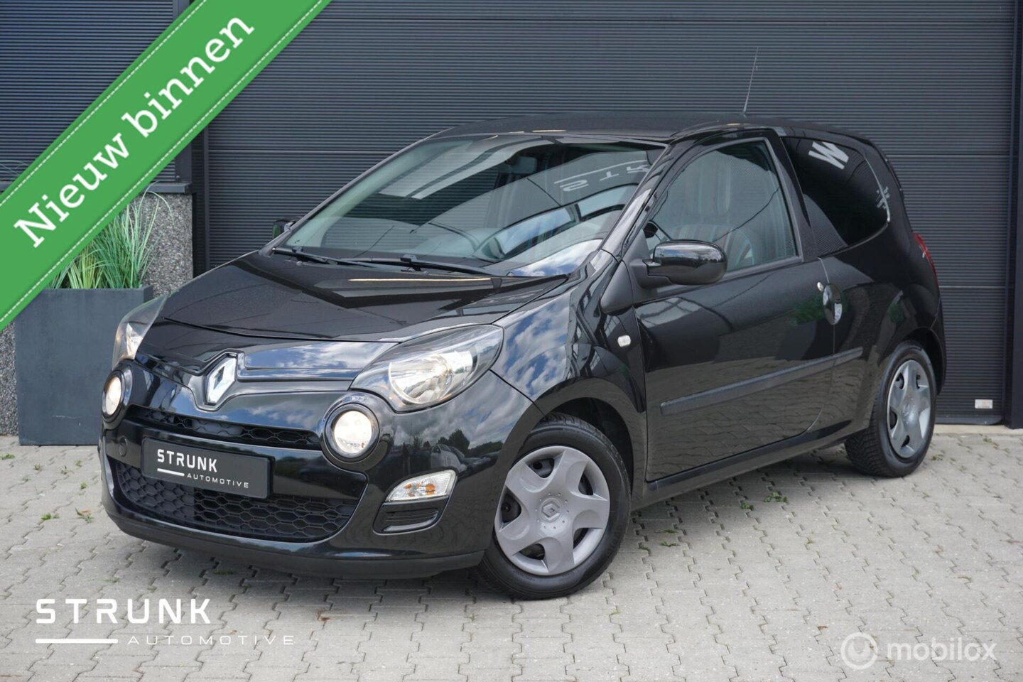 Renault Twingo - 1.2 16V Collection Airco Cruise Bluetooth Centr Vergr - AutoWereld.nl