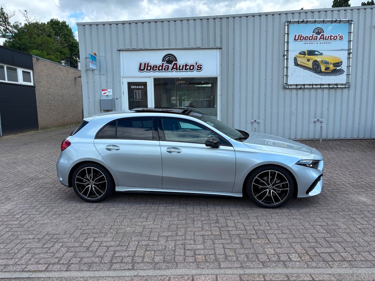 Mercedes-Benz A-klasse - 180 Business Solution AMG NL AUTO KM 3108 NIEUWSTAAT 1E EIGENAAR 39,999E - AutoWereld.nl