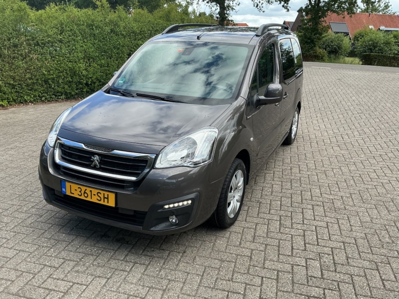 Peugeot Partner Tepee - 1.2 PURETECH ACTIVE TEPEE - AutoWereld.nl