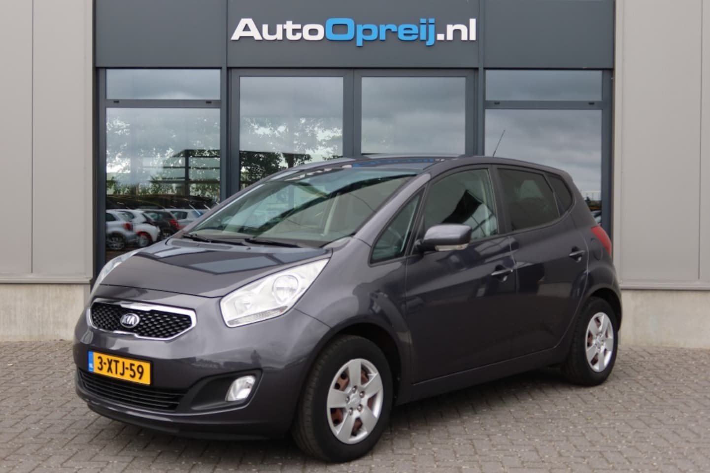 Kia Venga - 1.4 CVVT ExecutiveLine 90pk Clima, NAVI, Camera, 1e eigenaar - AutoWereld.nl