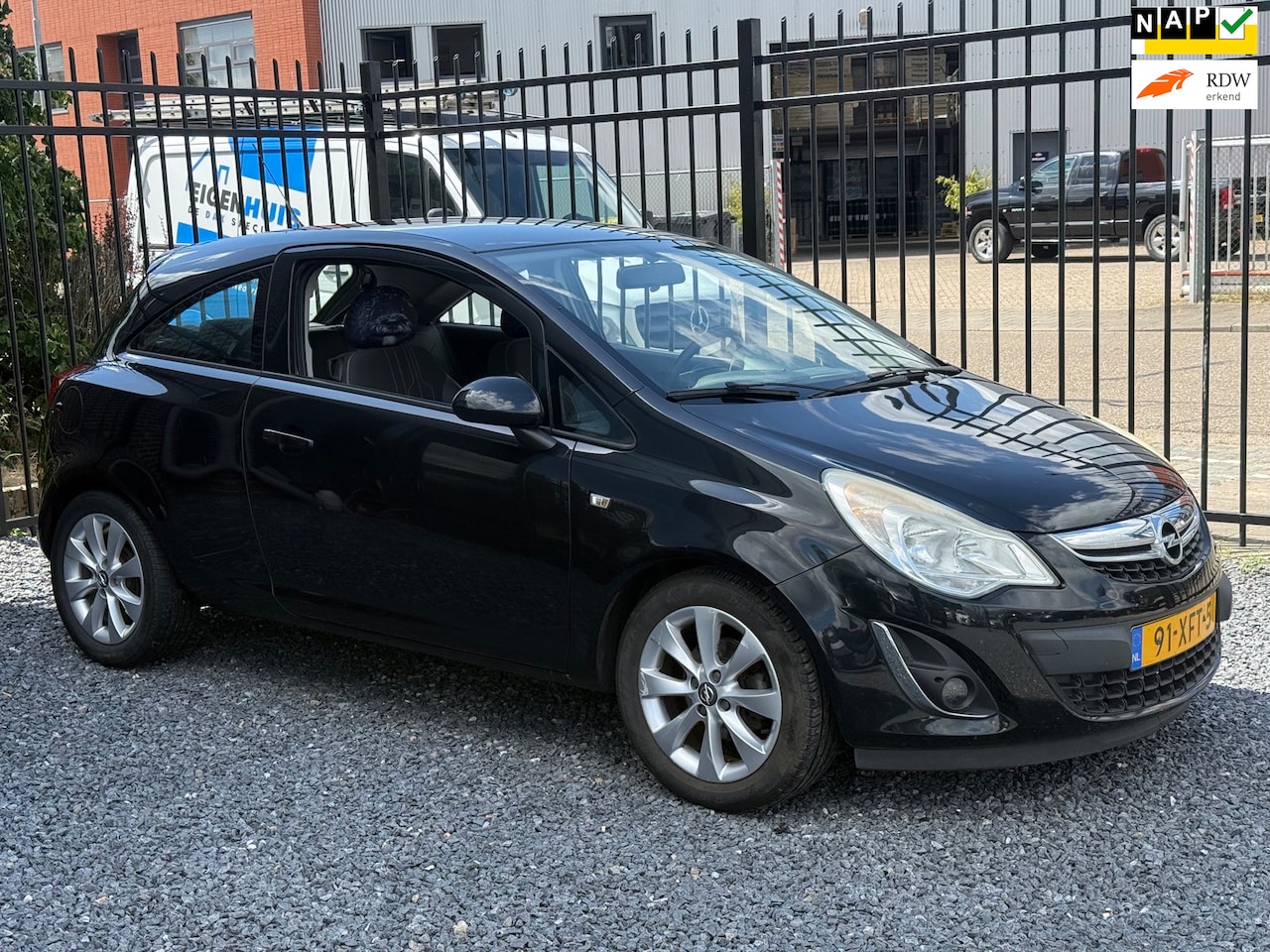 Opel Corsa - 1.2-16V Anniversary Edition AIRCO!APK!KOOPJE! - AutoWereld.nl