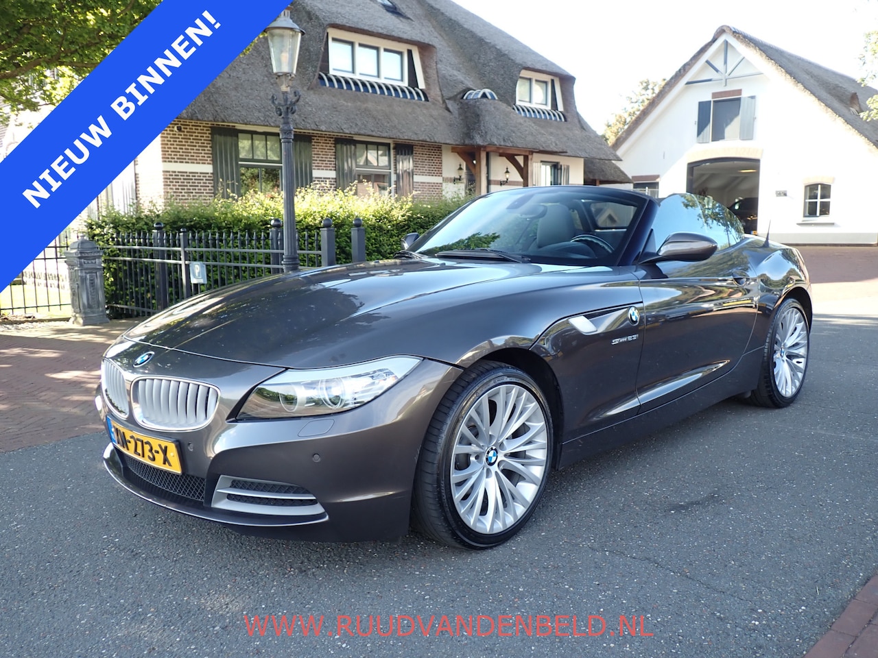 BMW Z4 Roadster - sDrive23i Executive / CRUISE / STOELVERWARMING / NAVI / SPORTLEER - AutoWereld.nl