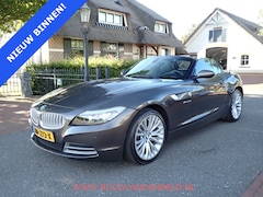 BMW Z4 Roadster - sDrive23i Executive / CRUISE / STOELVERWARMING / NAVI / SPORTLEER