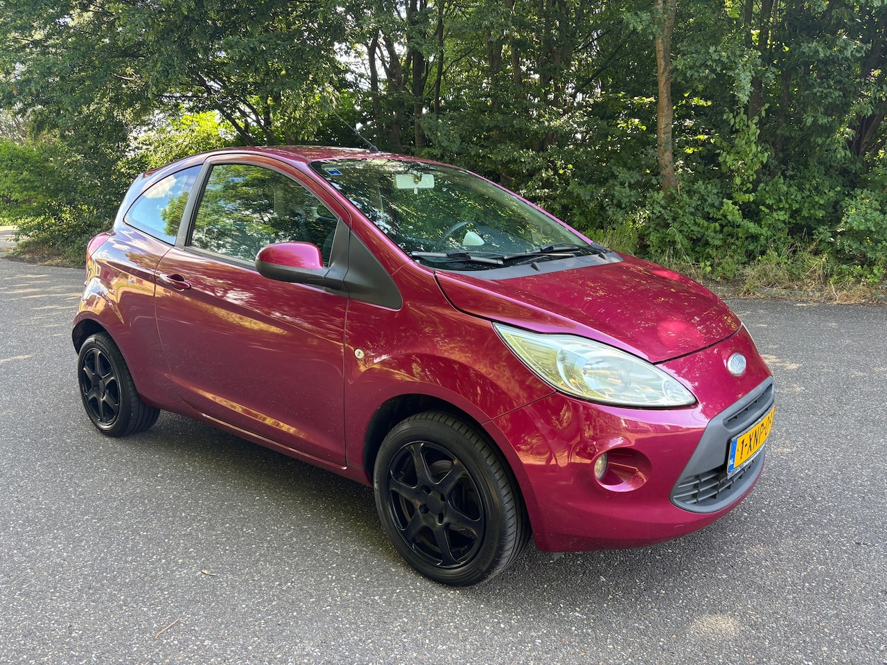 Ford Ka - 1.2 Titanium | Airco | LM velgen | APK 01-2027 - AutoWereld.nl