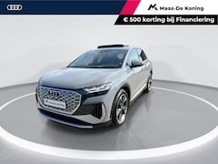 Audi Q4 e-tron - 40 Edition 77 kWh / 204pk S Line · Panoramadak · Trekhaak · Apple/Android Car Play · Leder