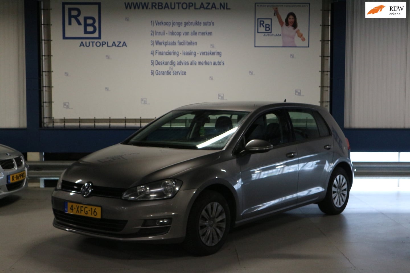 Volkswagen Golf - 1.6 TDI NAP + ORG NED + VELGEN / FACELIFT ! ! ! - AutoWereld.nl