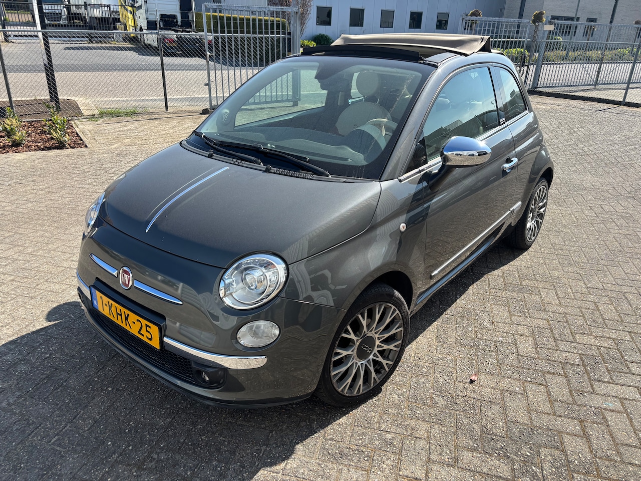 Fiat 500 C - 0.9 TwinAir Rock Millionaire Bruin leren interieur - AutoWereld.nl