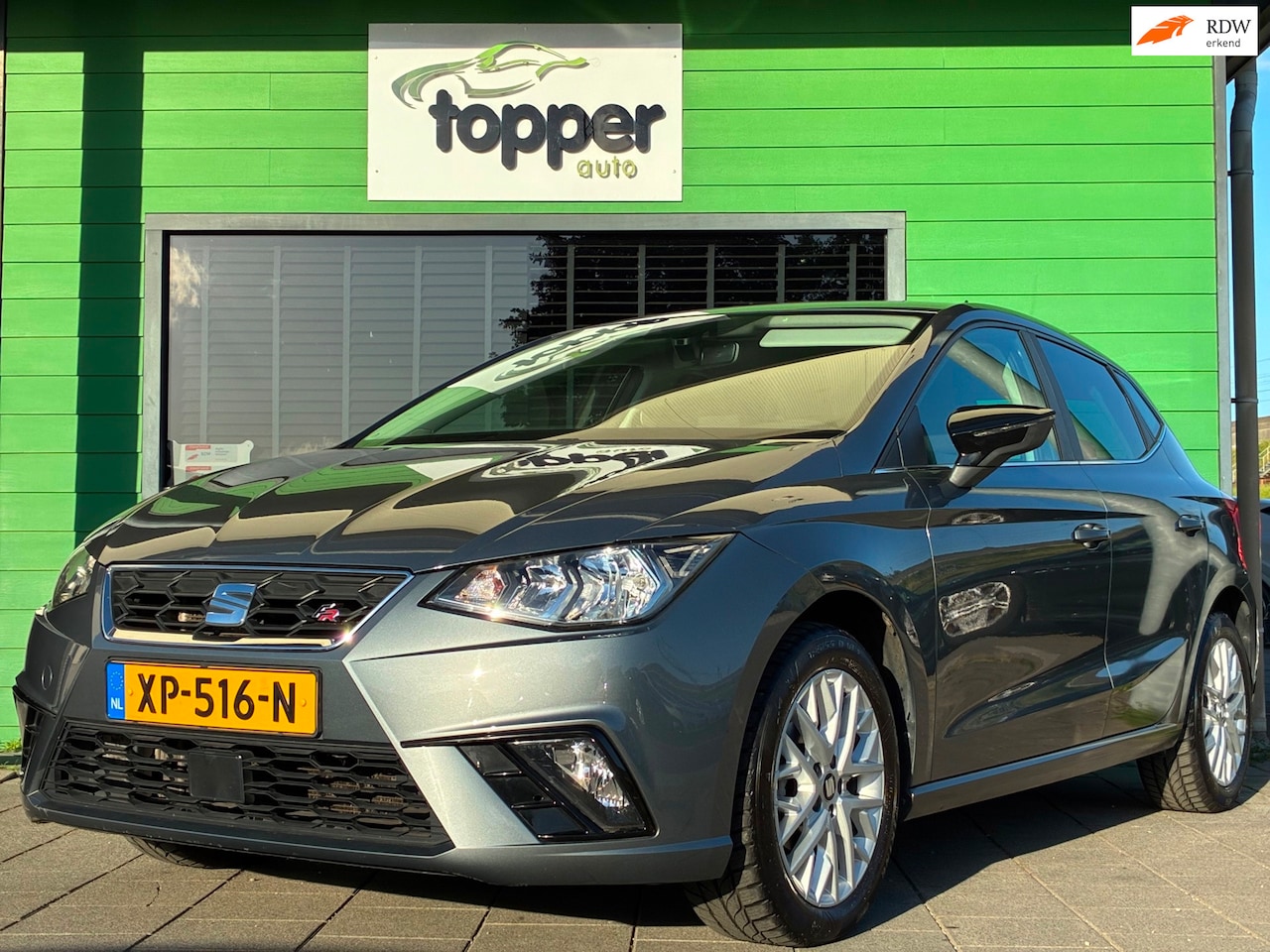 SEAT Ibiza - 1.0 TSI FR Business Intense|Navigatie|Climatronic|CruiseControl - AutoWereld.nl