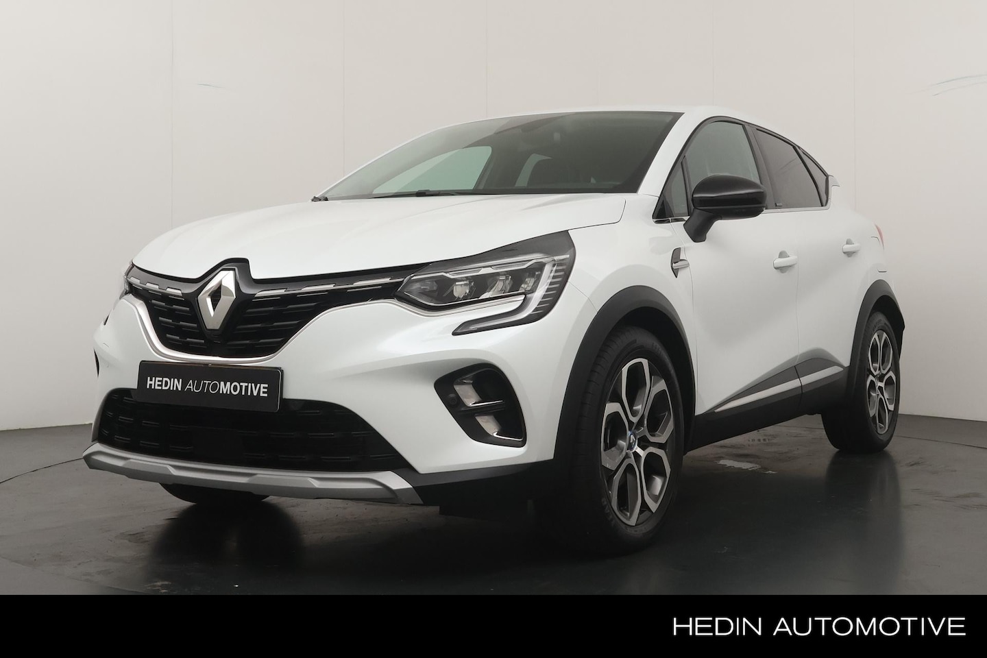 Renault Captur - 1.6 160pk E-Tech Plug-in Hybrid Intens Automaat | Trekhaak | Parkeer Camera | Navigatie | - AutoWereld.nl