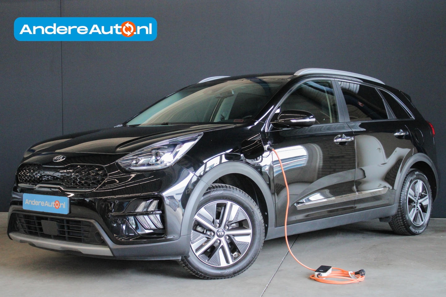 Kia Niro - 1.6 GDi PHEV ExecutiveLine |dealer onderhouden|all season|leder|memory|stoelventilatie| - AutoWereld.nl