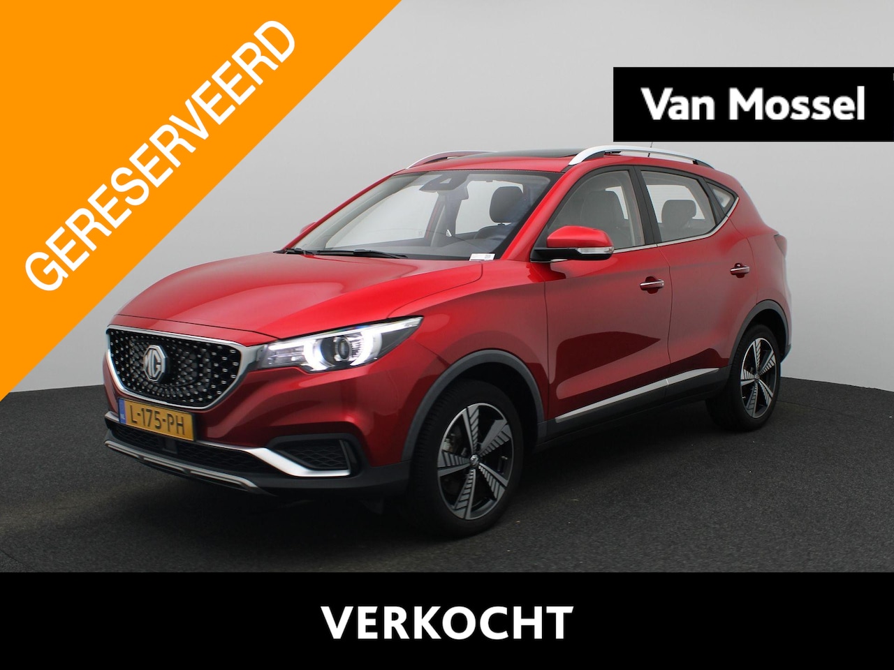 MG ZS - Luxury 45 kWh Aut. | Panoramadak | Leder | DAB | Apple carplay | Stoelverwarming - AutoWereld.nl