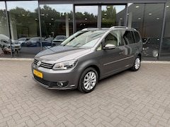 Volkswagen Touran - 1.2 TSI Highline 7-Persoons, Clima, Carplay/Navi, Camera, Alcantara, Pdc, Cruise, Trekhk