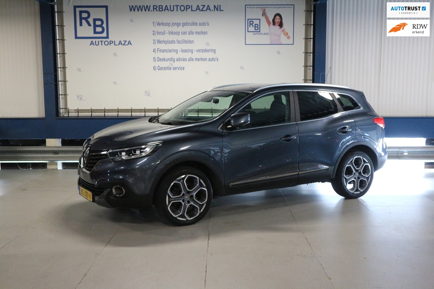 Renault Kadjar - 1.2 TCe Intens 12 MAANDEN GARANTIE/ TREKHAAK/ RIJKLAAR! - AutoWereld.nl