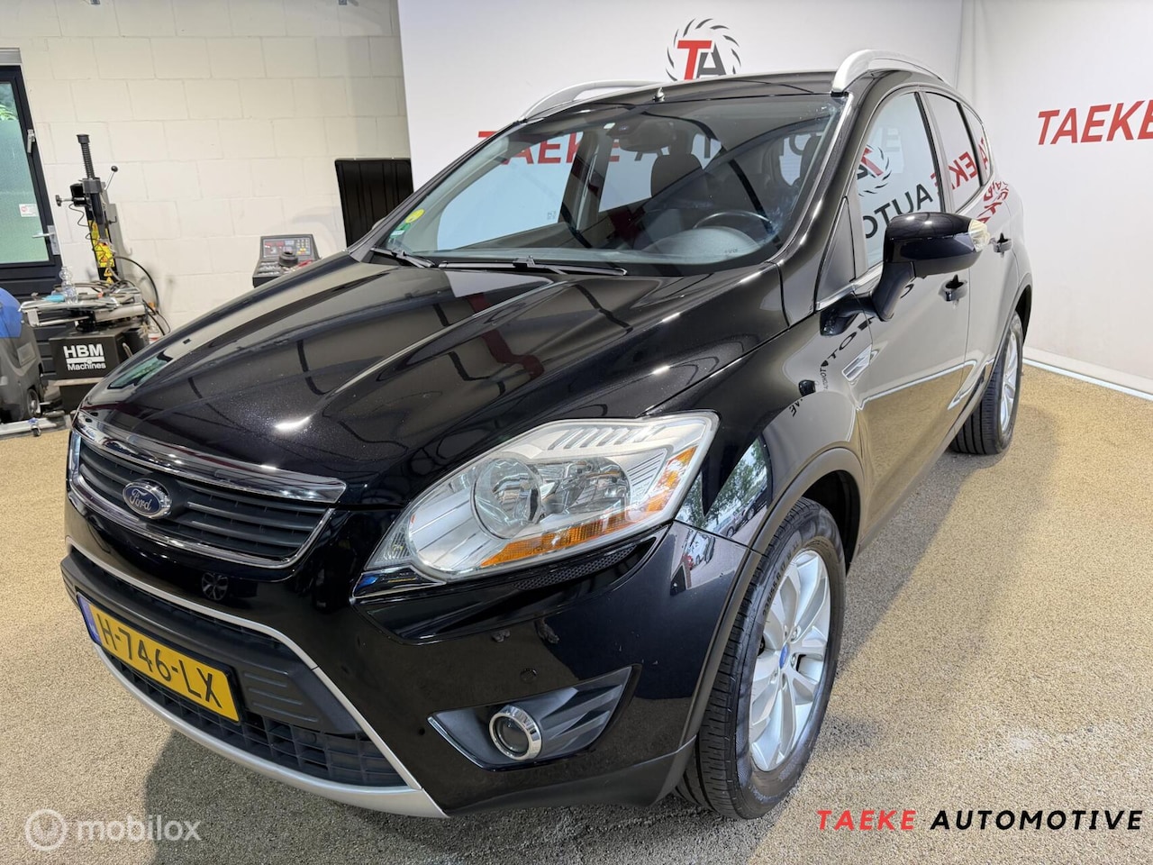 Ford Kuga - 2.5 20V Trend Automaat/Clima/Cruise/Trekhaak - AutoWereld.nl