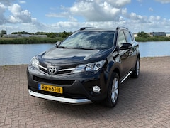Toyota RAV4 - 2.2D 4WD 4WD Automaat | Leder | Navi | Achteruitrijcamera | APK 11-2026