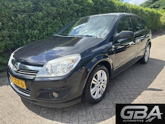 Opel Astra - 1.6 Cosmo Lederen Bekleding APK t/m 15-05-2027