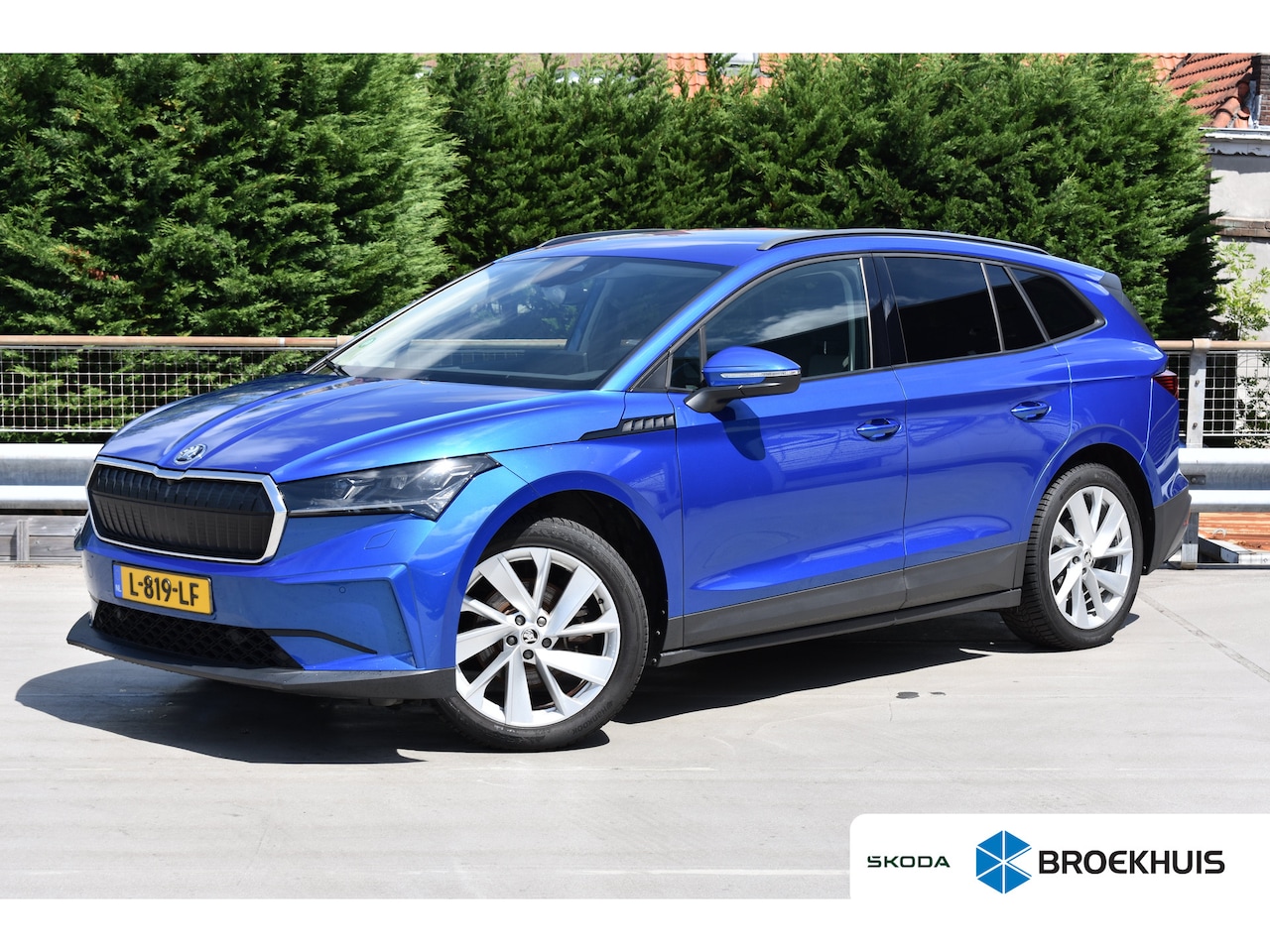 Skoda Enyaq iV - 60 First Edition | ACC | Camera achter | Dode-hoek detectie | Elektrische stoelen met gehe - AutoWereld.nl