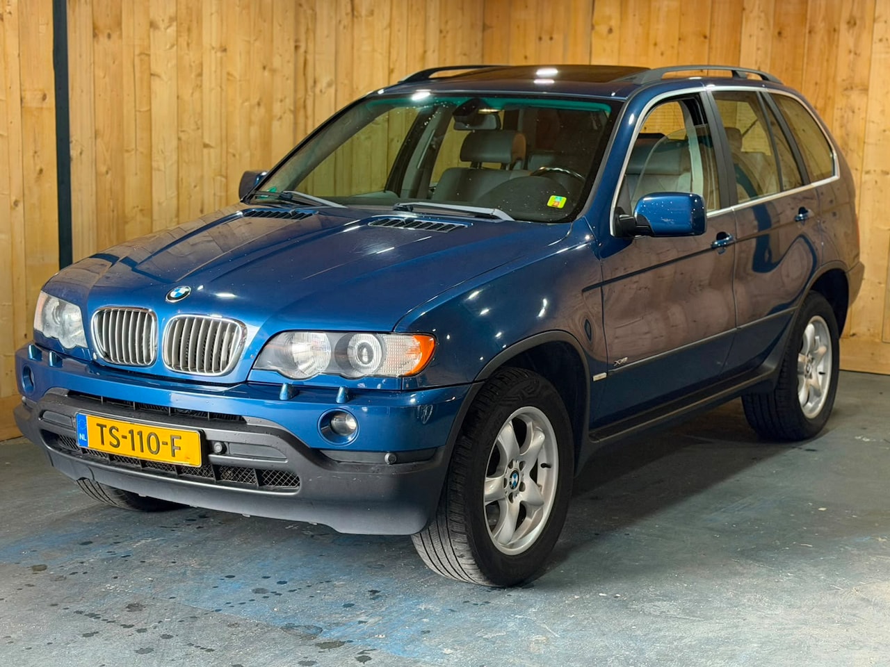 BMW X5 - 4.4i V8 Executive LPG-G3 Schuifdak Trekhaak Youngtimer - AutoWereld.nl
