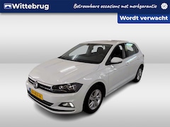 Volkswagen Polo - 1.0 TSI Comfortline / Navigatie / Airco / Cruise controle / Lichtmetaal 15 inch /