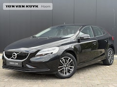 Volvo V40 - 1.5 T2 Nordic+ Camera / Stoel verwarming / Cruise control / Standkachel / LED / NAV /