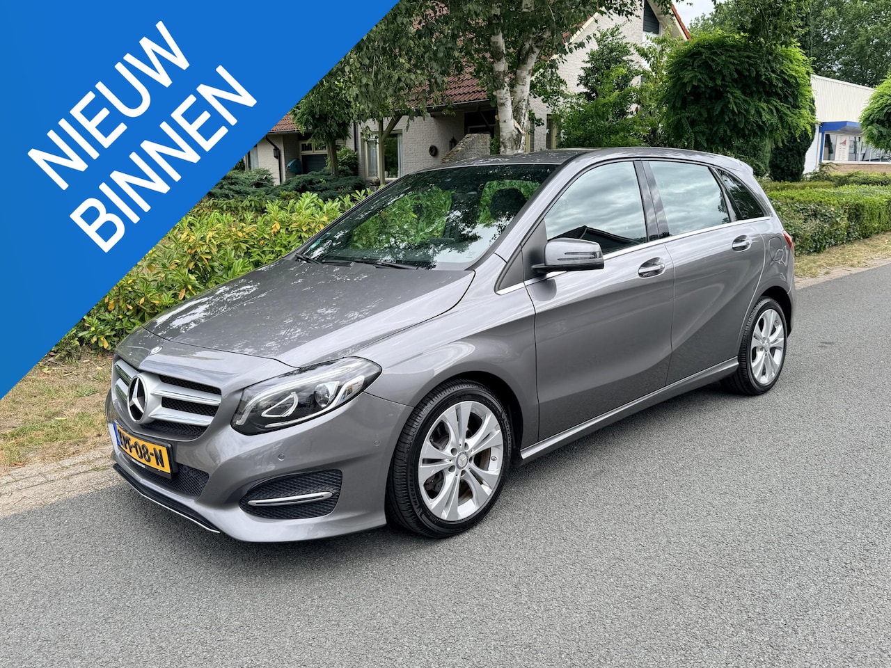 Mercedes-Benz B-klasse - 180 Sport 122PK Automaat•Navi•Xenon - AutoWereld.nl