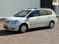 Toyota Avensis Verso - 2.0 VVT-i Linea Luna VAN